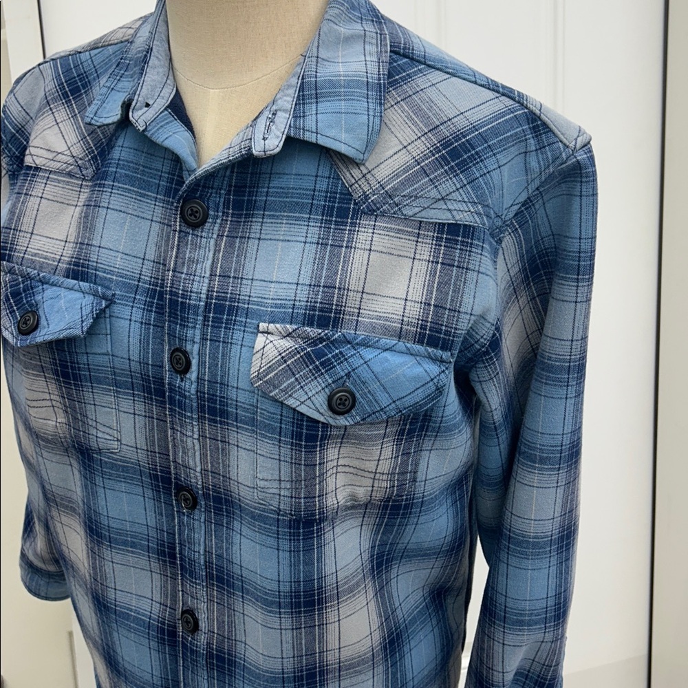 Unisex Blue Plaid Button-Up Fleece Lined Shirt/Jacket Size Large
